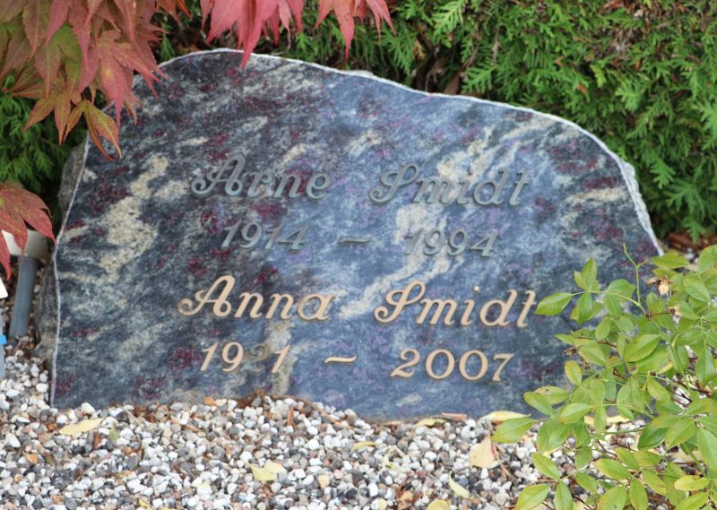 Anna Smidt.JPG